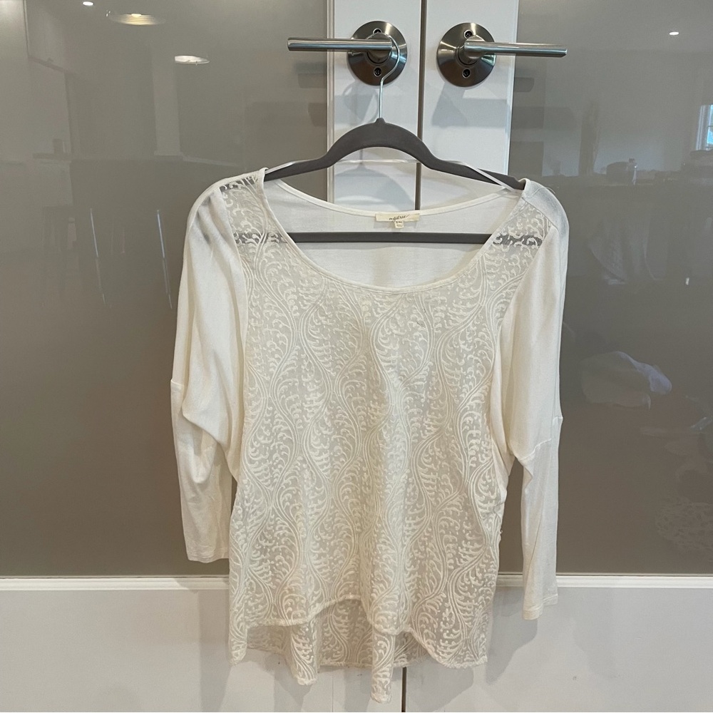 Mystree Ivory Lace front top